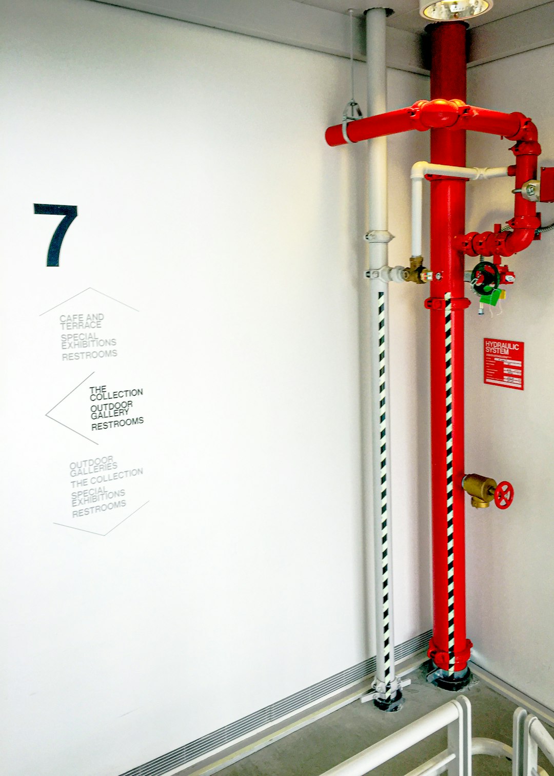red-and-white-metal-pipe-x1-smovvxgs